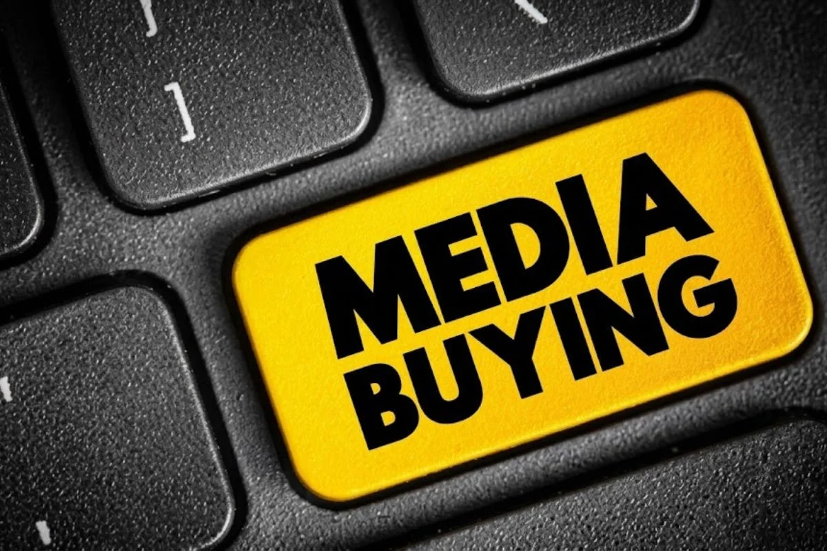 media buyer